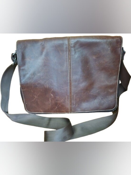 Boconi Other - Boconi Brown Leather Messenger Bag